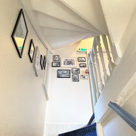 Hotel Jules 2*