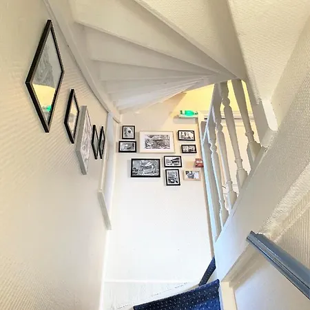 Hotel Jules 2*